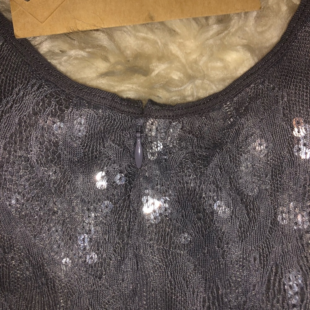 Designer Gray Sequin Top - Picture 4 of 4